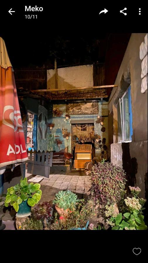 Nata Host Old Tbilisi Appartamento Esterno foto
